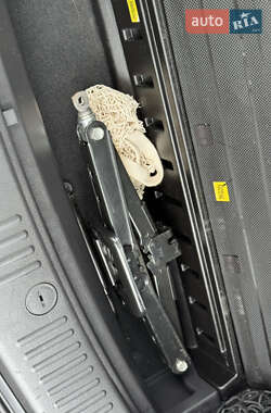 Внедорожник / Кроссовер Kia Sorento 2011 в 