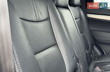 Внедорожник / Кроссовер Kia Sorento 2011 в 