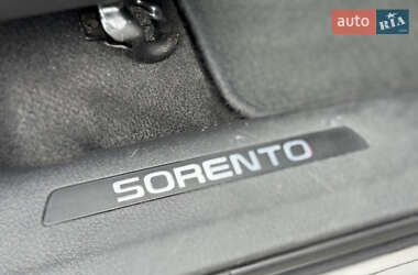 Внедорожник / Кроссовер Kia Sorento 2011 в 