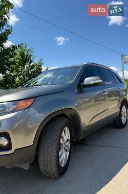 Внедорожник / Кроссовер Kia Sorento 2010 в Надворной