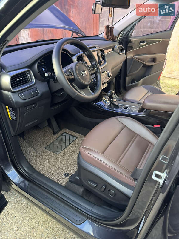 Позашляховик / Кросовер Kia Sorento 2015 в Києві