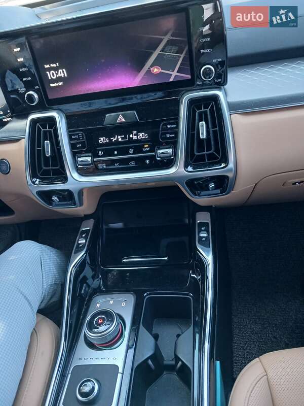 Внедорожник / Кроссовер Kia Sorento 2021 в Каменец-Подольском