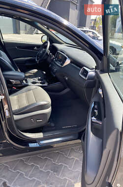 Внедорожник / Кроссовер Kia Sorento 2015 в 