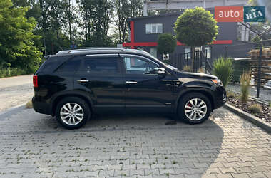 Внедорожник / Кроссовер Kia Sorento 2010 в Черновцах