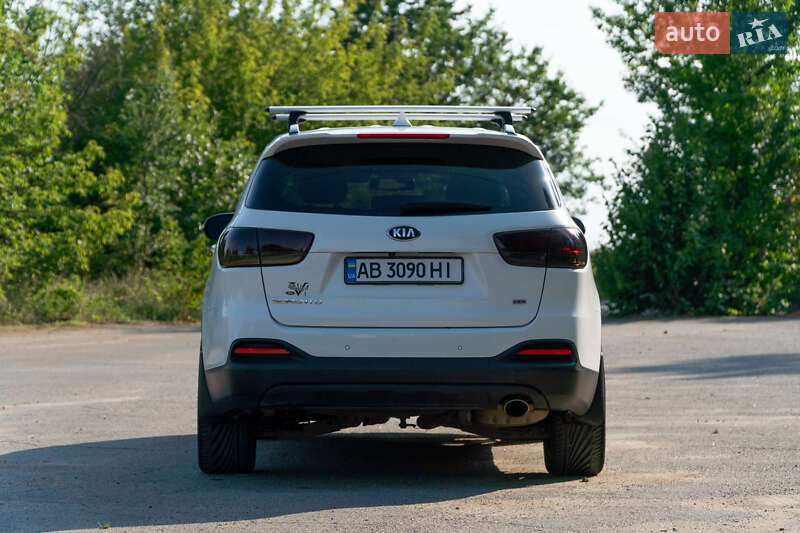 Позашляховик / Кросовер Kia Sorento 2015 в Гайсину