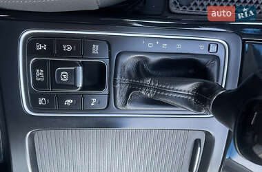 Внедорожник / Кроссовер Kia Sorento 2015 в 