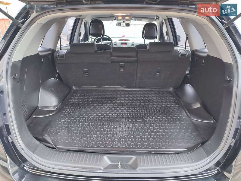 Внедорожник / Кроссовер Kia Sorento 2013 в Житомире