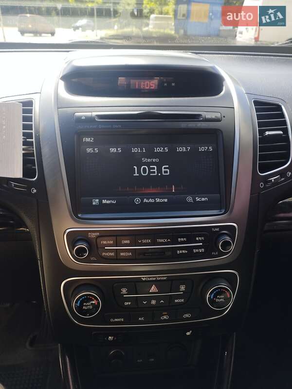 Внедорожник / Кроссовер Kia Sorento 2012 в Киеве