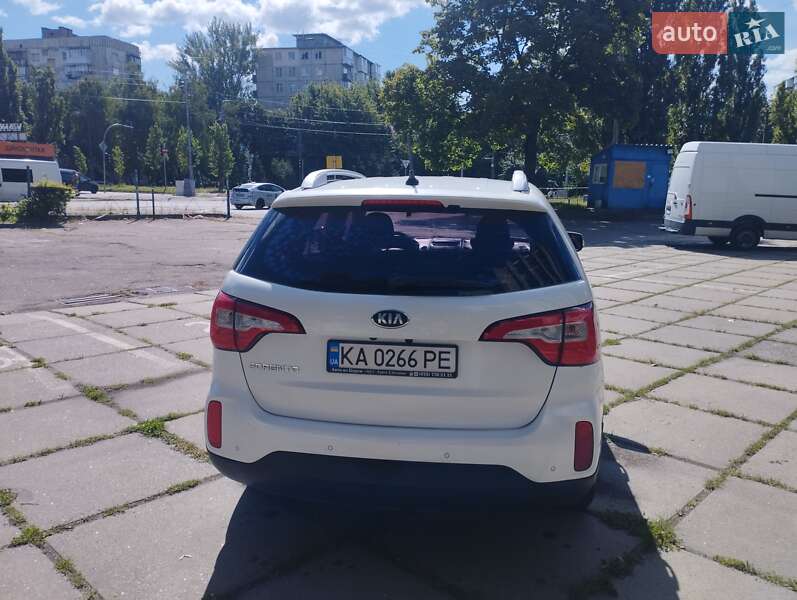 Внедорожник / Кроссовер Kia Sorento 2012 в Киеве