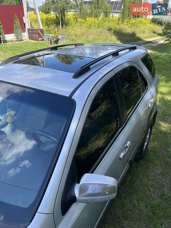 Внедорожник / Кроссовер Kia Sorento 2004 в Запорожье