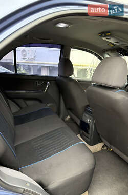 Внедорожник / Кроссовер Kia Sorento 2004 в 