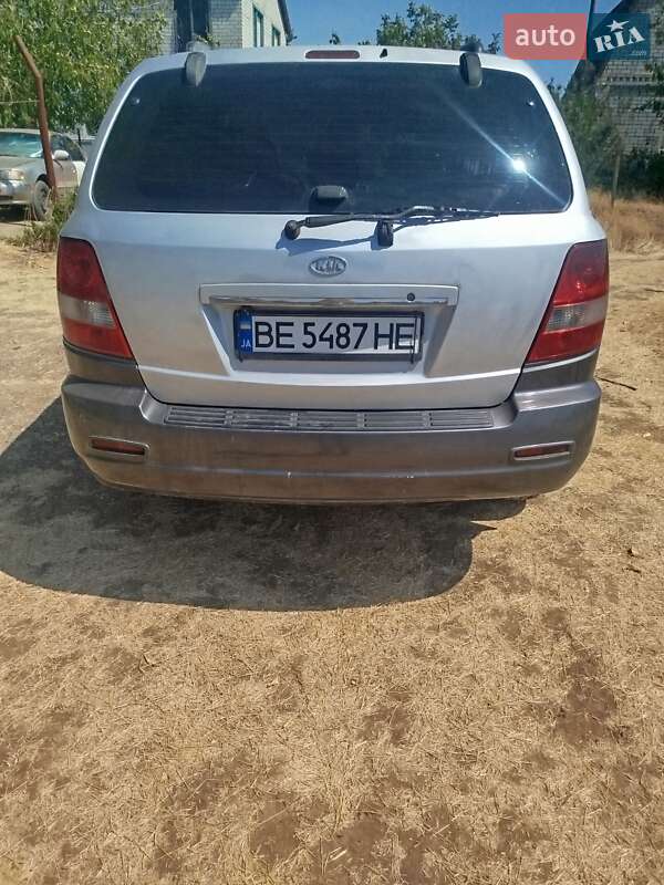 Внедорожник / Кроссовер Kia Sorento 2004 в Очакове