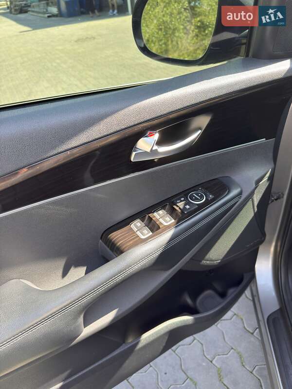 Внедорожник / Кроссовер Kia Sorento 2018 в Стрые