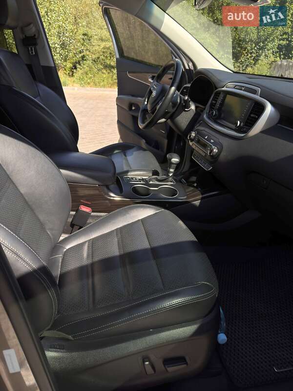 Внедорожник / Кроссовер Kia Sorento 2018 в Стрые