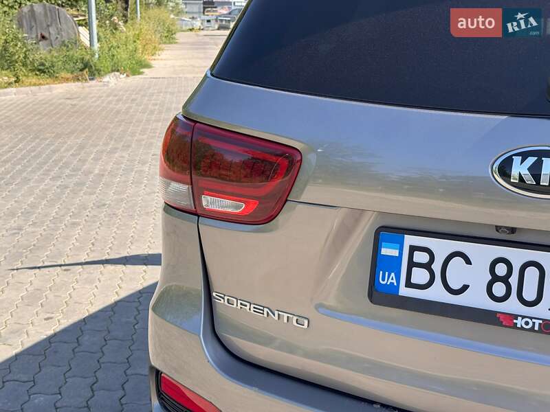 Внедорожник / Кроссовер Kia Sorento 2018 в Стрые