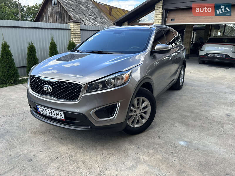 Внедорожник / Кроссовер Kia Sorento 2016 в Виннице фото 2 Внедорожник / Кроссовер Kia Sorento 2016 в Виннице