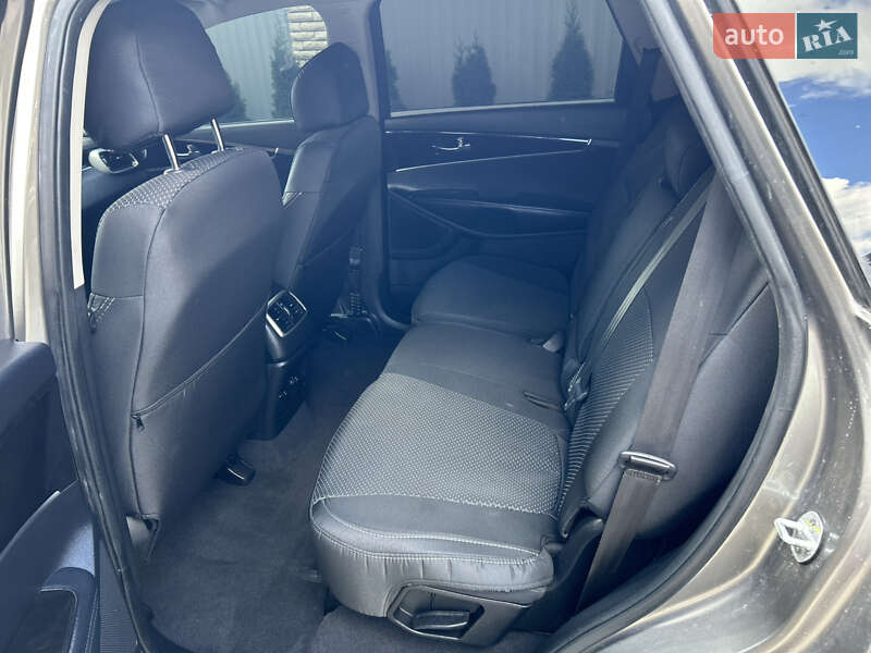 Внедорожник / Кроссовер Kia Sorento 2016 в Виннице фото 20 Внедорожник / Кроссовер Kia Sorento 2016 в Виннице