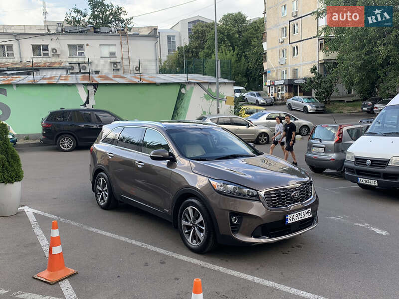 Позашляховик / Кросовер Kia Sorento 2018 в Києві фото 2 Позашляховик / Кросовер Kia Sorento 2018 в Києві