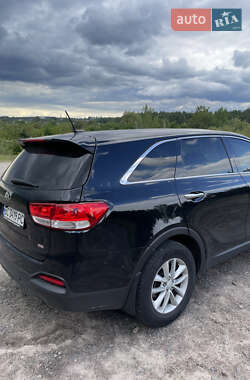 Внедорожник / Кроссовер Kia Sorento 2016 в 