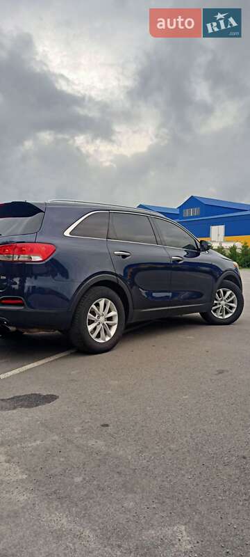 Внедорожник / Кроссовер Kia Sorento 2016 в Хмельнике