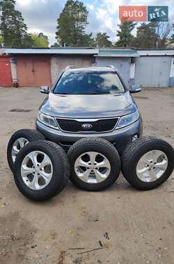 Позашляховик / Кросовер Kia Sorento 2013 в Києві