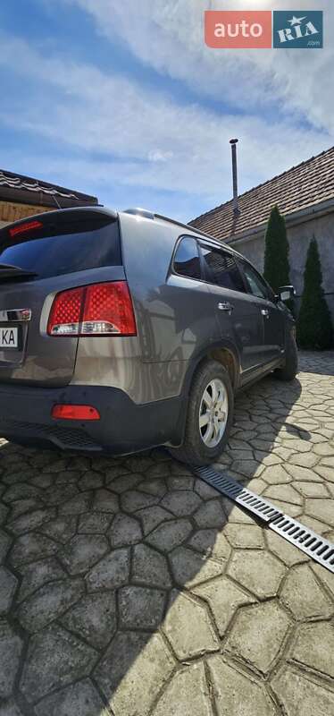 Позашляховик / Кросовер Kia Sorento 2012 в Береговому