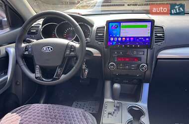 Внедорожник / Кроссовер Kia Sorento 2012 в 