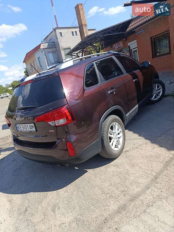 Внедорожник / Кроссовер Kia Sorento 2013 в Царичанке
