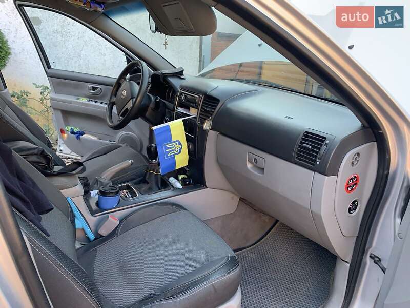 Внедорожник / Кроссовер Kia Sorento 2007 в Киеве