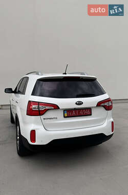 Внедорожник / Кроссовер Kia Sorento 2013 в 