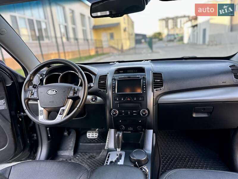 Внедорожник / Кроссовер Kia Sorento 2011 в Львове