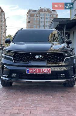 Внедорожник / Кроссовер Kia Sorento 2021 в 