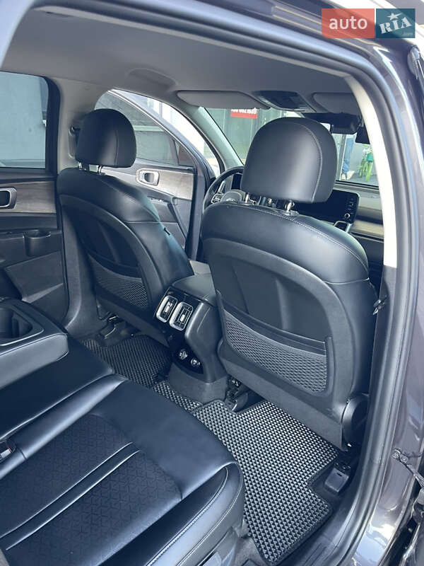 Внедорожник / Кроссовер Kia Sorento 2021 в Киеве