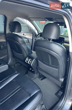 Внедорожник / Кроссовер Kia Sorento 2021 в 