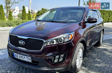 Позашляховик / Кросовер Kia Sorento 2017 в Дніпрі