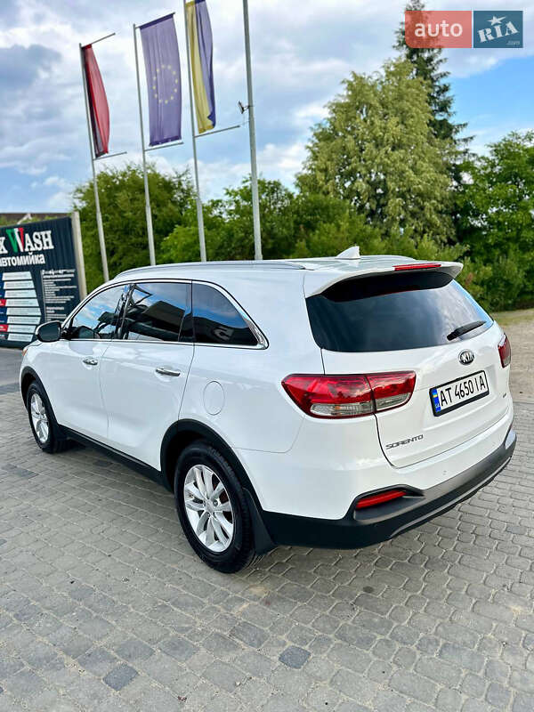 Внедорожник / Кроссовер Kia Sorento 2015 в Ивано-Франковске