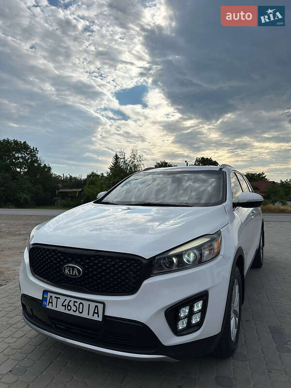 Внедорожник / Кроссовер Kia Sorento 2015 в Ивано-Франковске