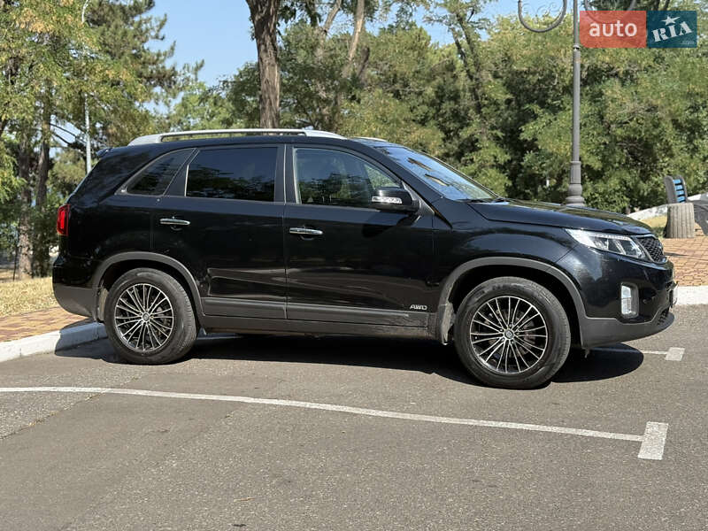 Внедорожник / Кроссовер Kia Sorento 2013 в Одессе