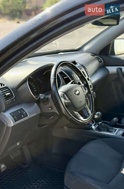 Внедорожник / Кроссовер Kia Sorento 2013 в 