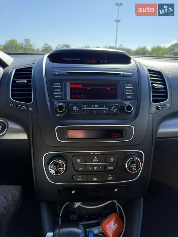 Внедорожник / Кроссовер Kia Sorento 2013 в Одессе