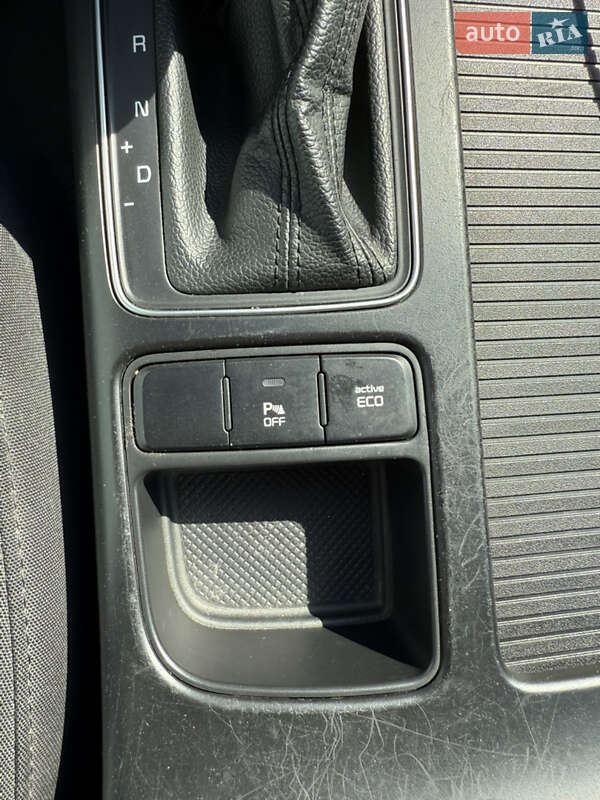 Внедорожник / Кроссовер Kia Sorento 2013 в Одессе