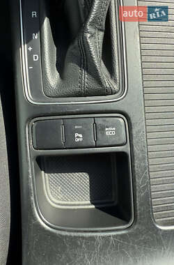 Внедорожник / Кроссовер Kia Sorento 2013 в 