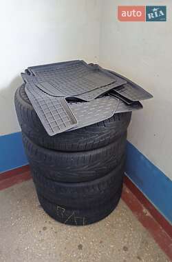 Внедорожник / Кроссовер Kia Sorento 2012 в 