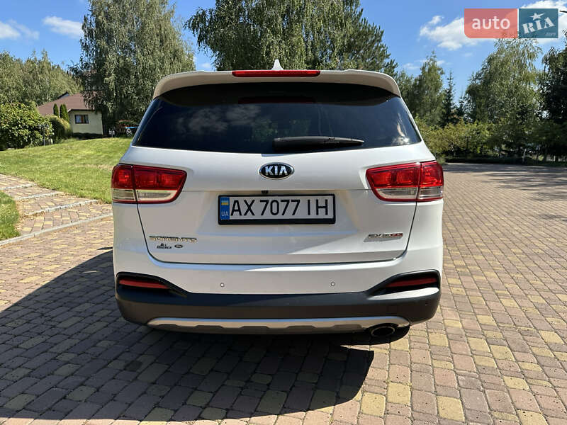 Позашляховик / Кросовер Kia Sorento 2015 в Харкові