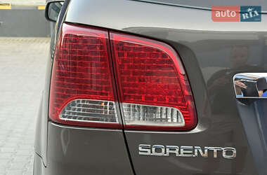 Внедорожник / Кроссовер Kia Sorento 2012 в 