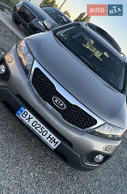 Позашляховик / Кросовер Kia Sorento 2011 в Кам'янець-Подільському