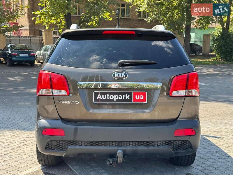 Внедорожник / Кроссовер Kia Sorento 2010 в Запорожье