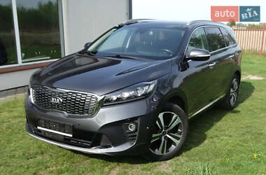 Внедорожник / Кроссовер Kia Sorento 2017 в 