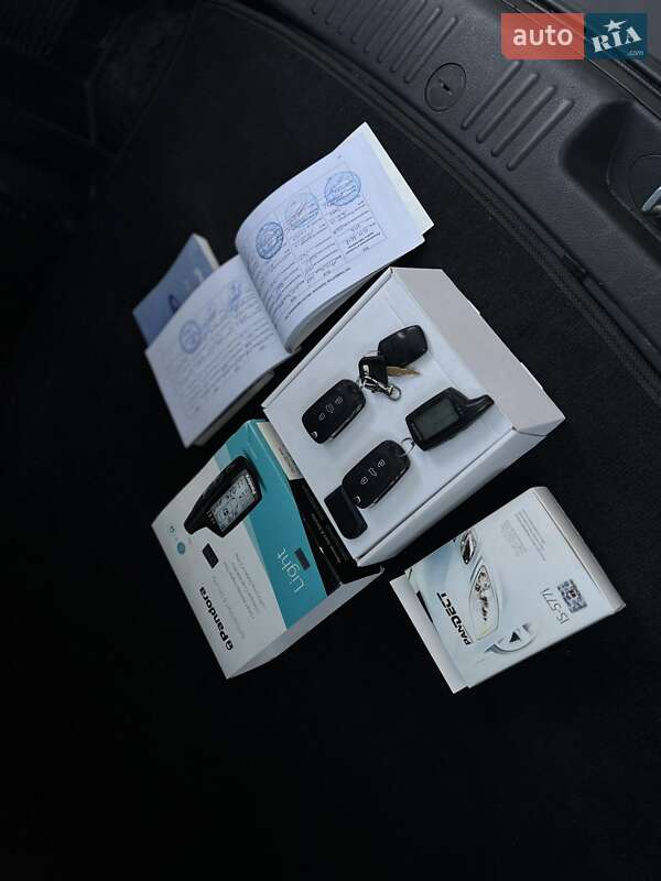 Позашляховик / Кросовер Kia Sorento 2011 в Києві