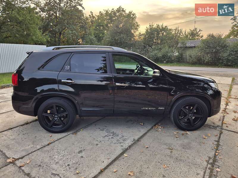 Позашляховик / Кросовер Kia Sorento 2014 в Стрию